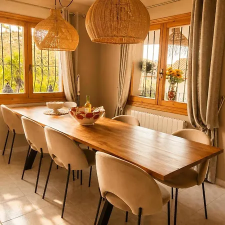 Casa Toucan Moraira بيت للعطل بينيتاشيل