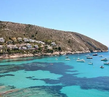Casa Toucan Moraira بينيتاشيل