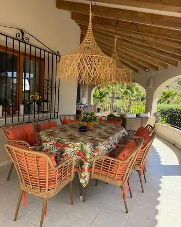 Casa Toucan Moraira 펜션 *